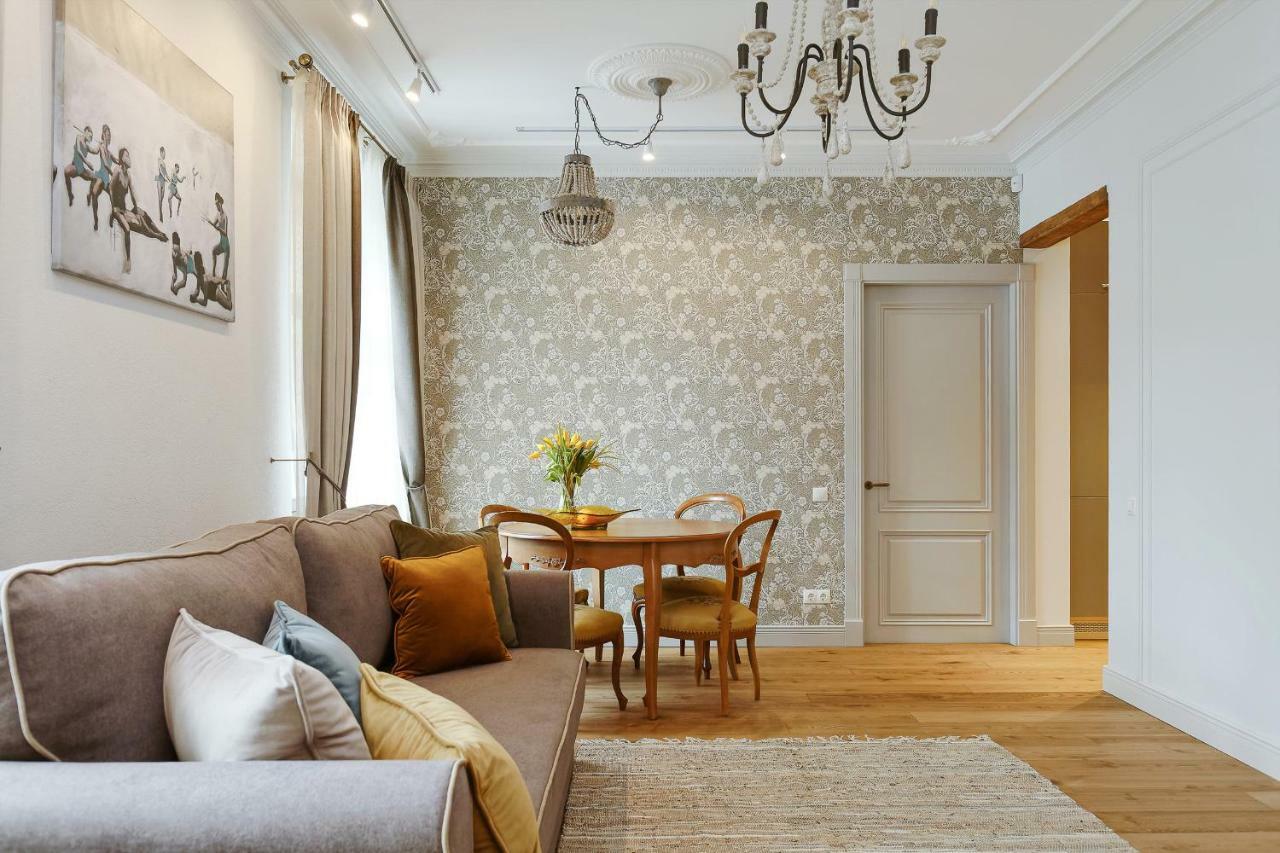 Dzirnavu Residense Apartamento Riga Exterior foto