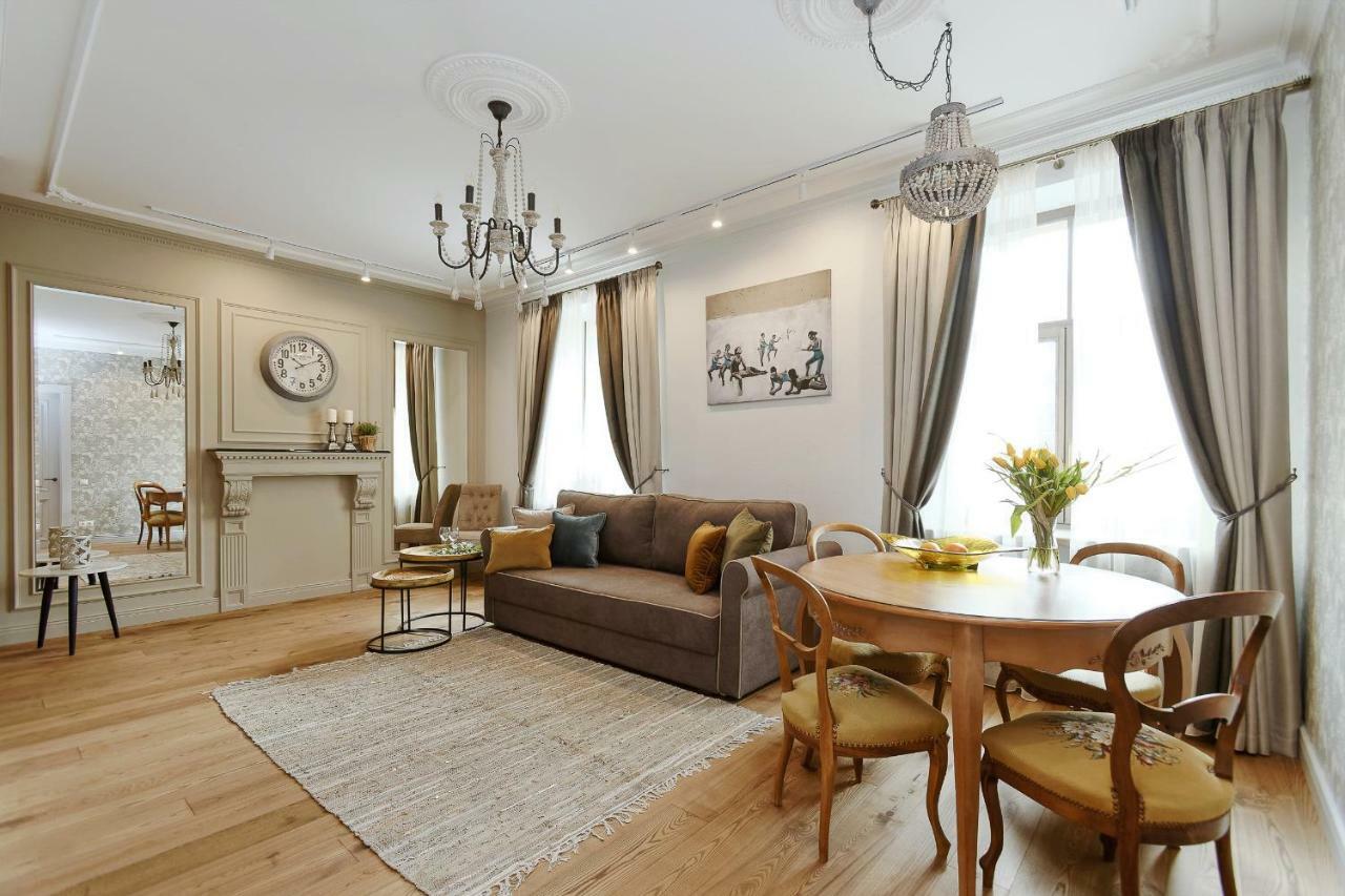Dzirnavu Residense Apartamento Riga Exterior foto