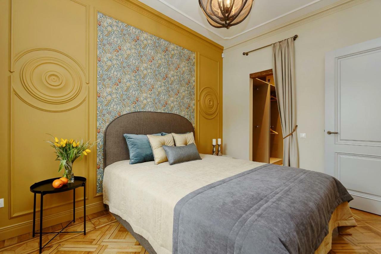 Dzirnavu Residense Apartamento Riga Exterior foto